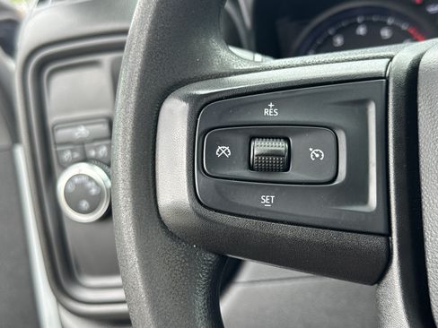Used 2022 GMC Sierra 3500 Pro w/ Convenience Package RWD image 19