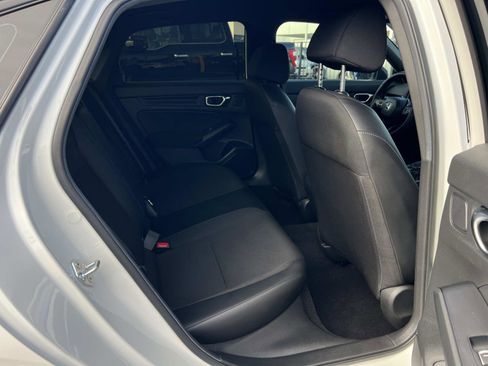 Certified 2025 Honda Civic Sport image 28