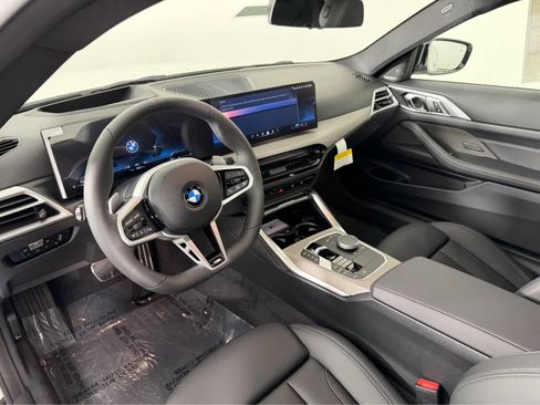 New 2026 BMW 430i xDrive 430i xDrive w/ M Sport Package image 10
