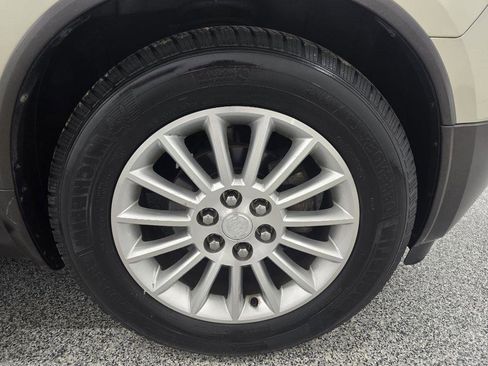 Used 2011 Buick Enclave CXL w/ LPO, Cargo Convenience Pkg FWD image 32