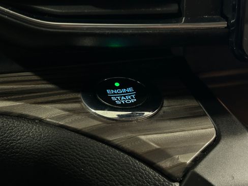 Used 2020 Ford Explorer Limited AWD/4WD image 11