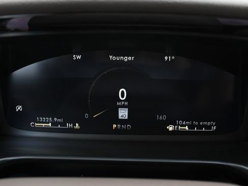 Used 2024 Lincoln Aviator Reserve w/ Equipment Group 201A AWD/4WD image 15