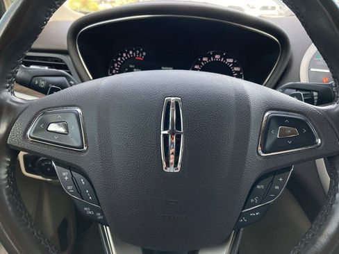 Used 2017 Lincoln MKC Reserve image 20