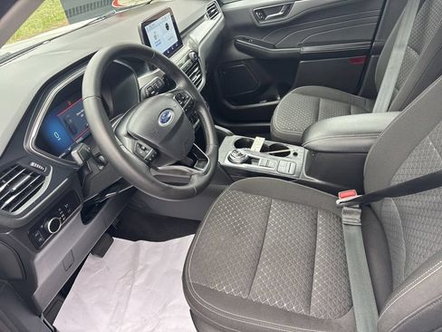Used 2023 Ford Escape Active FWD image 16