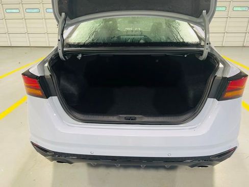 New 2025 Nissan Altima 2.5 SR w/ SR Premium Package image 9