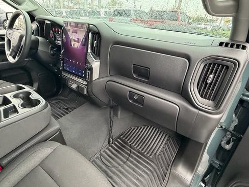 Used 2026 Chevrolet Silverado 1500 Custom Trail Boss AWD/4WD image 18