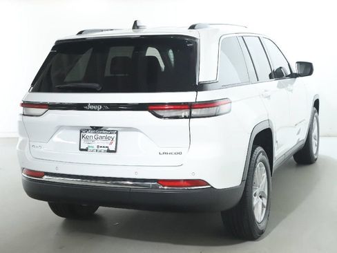 Used 2023 Jeep Grand Cherokee Laredo X AWD/4WD image 45