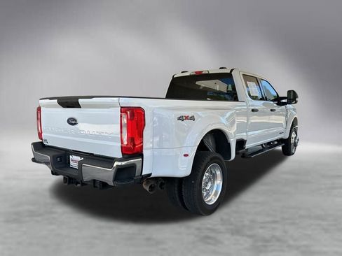 Used 2025 Ford F450 XLT AWD/4WD image 3