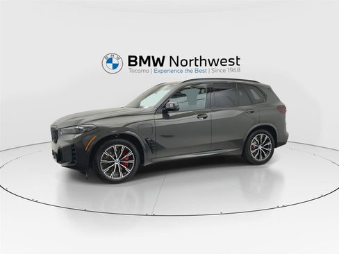 New 2026 BMW X5 xDrive50e w/ Executive Package AWD/4WD image 10