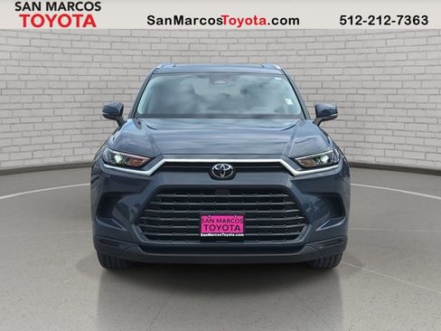 Certified 2024 Toyota Grand Highlander XLE image 2