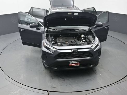 Certified 2025 Toyota RAV4 LE AWD/4WD image 52