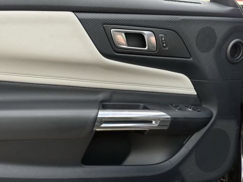 Used 2024 Ford Mustang GT Premium image 23