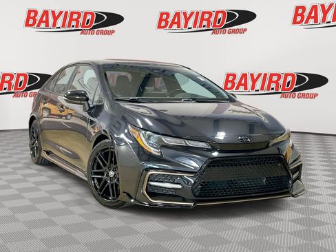 Used 2022 Toyota Corolla SE FWD image 1