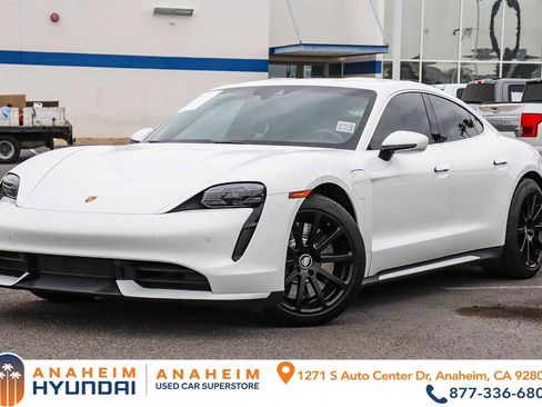 Used 2021 Porsche Taycan Turbo image 1