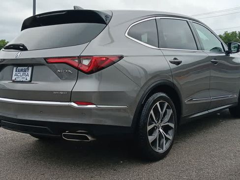 Used 2023 Acura MDX w/ Technology Package AWD/4WD image 5