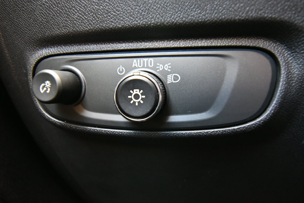 Used 2023 Chevrolet Equinox LT AWD/4WD image 21