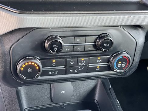 Used 2023 Ford Bronco 4-Door AWD/4WD image 16