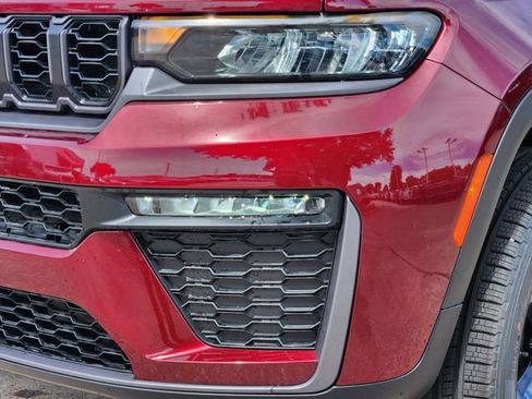 New 2026 Jeep Grand Cherokee Limited w/ Limited Altitude Package RWD image 5