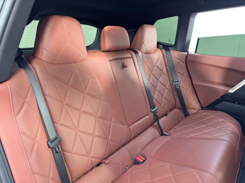 Used 2024 BMW iX xDrive50 w/ Premium Package image 44