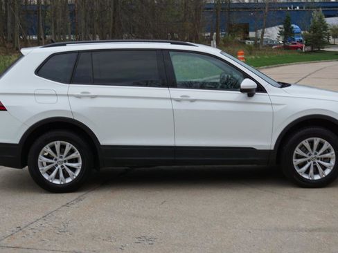Used 2020 Volkswagen Tiguan S image 6