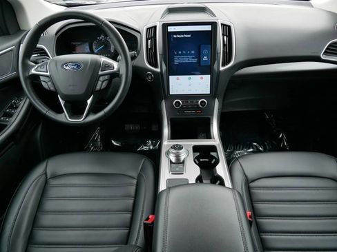 Certified 2024 Ford Edge SEL w/ Convenience Package image 14