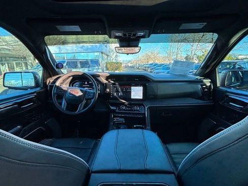 Used 2024 GMC Sierra 1500 AT4X image 40