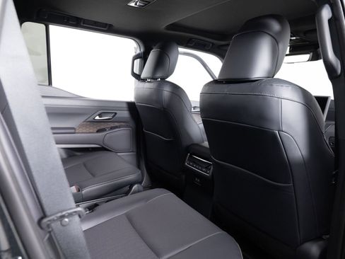 Used 2026 Lexus GX 550 w/ Accessory Package (2T) image 27