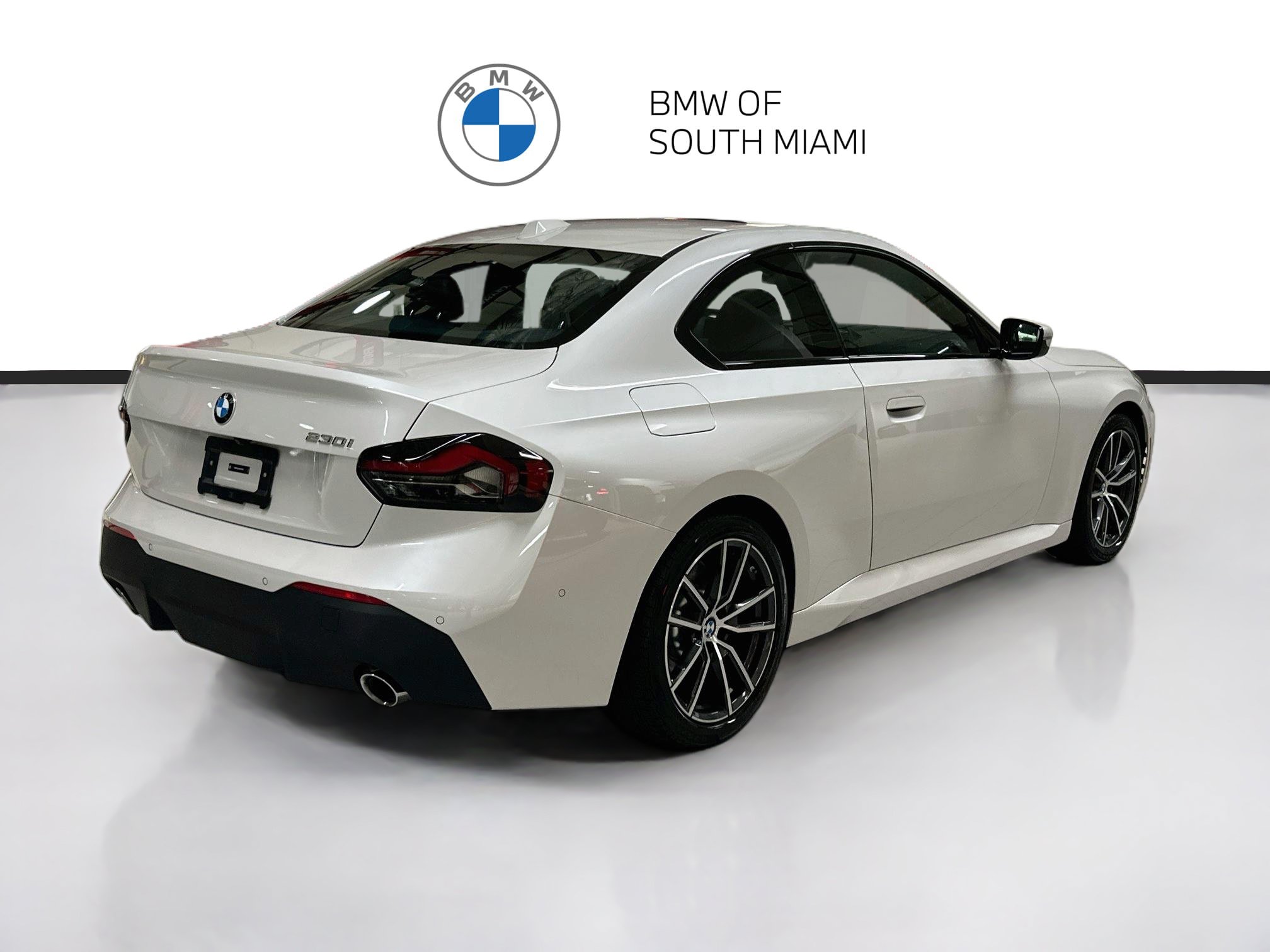 Used 2025 BMW 230i Coupe w/ Premium Package RWD image 7