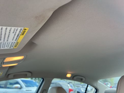 Used 2012 Nissan Altima 2.5 S FWD image 22