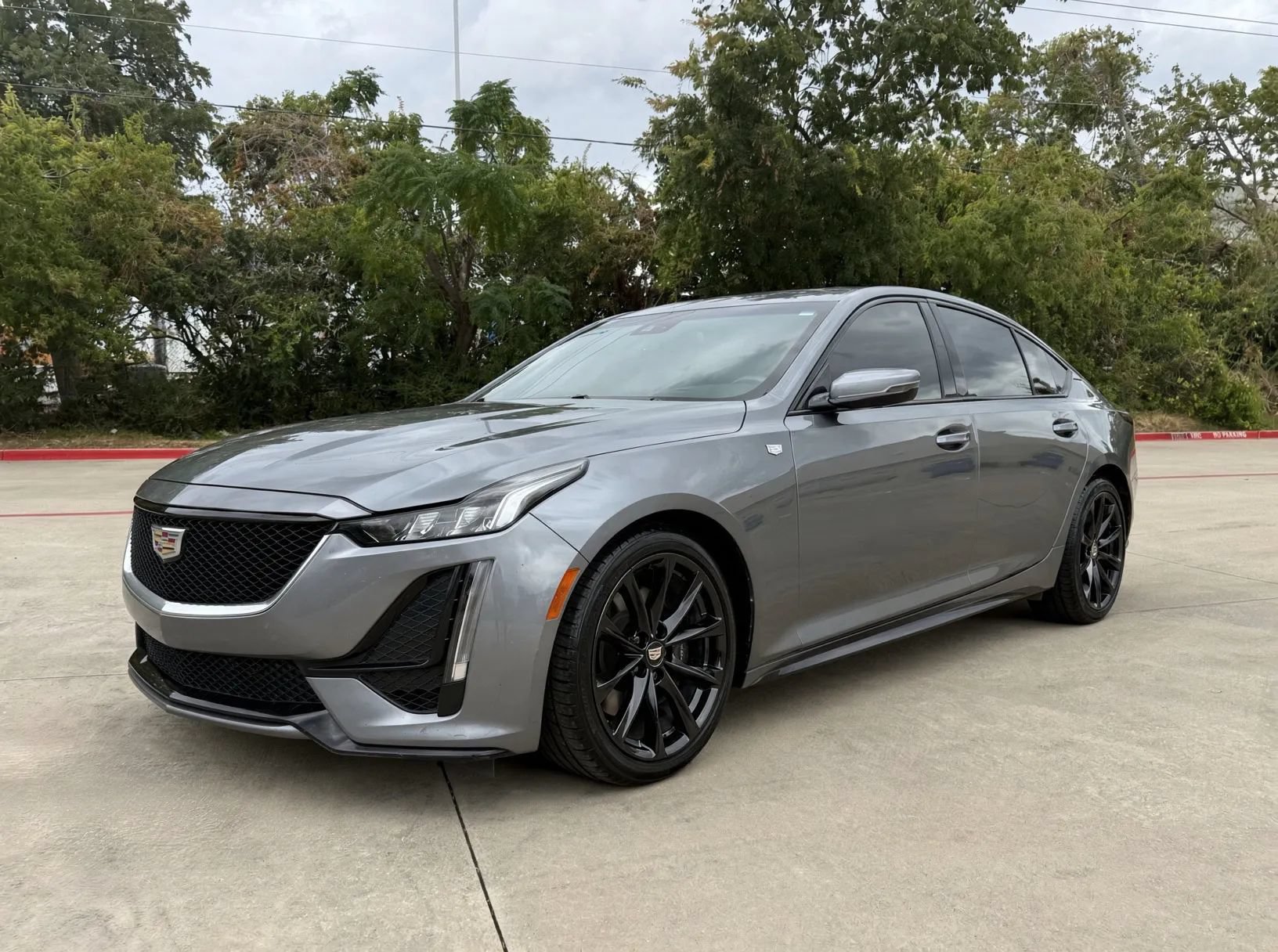 Used 2020 Cadillac CT5 Sport RWD image 2