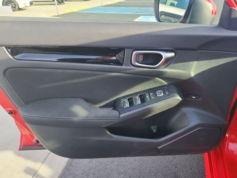 Used 2022 Honda Civic EX image 16