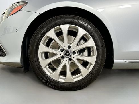 Used 2018 Mercedes-Benz E 300 image 35