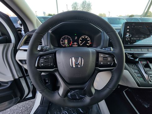 New 2026 Honda Odyssey EX-L image 9