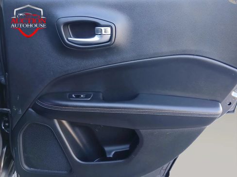 Used 2019 Jeep Compass Sport FWD image 26