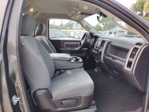 Used 2017 RAM 1500 Express image 11