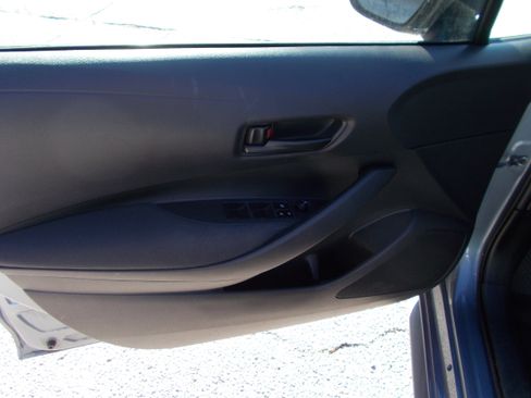 Used 2023 Toyota Corolla LE image 17