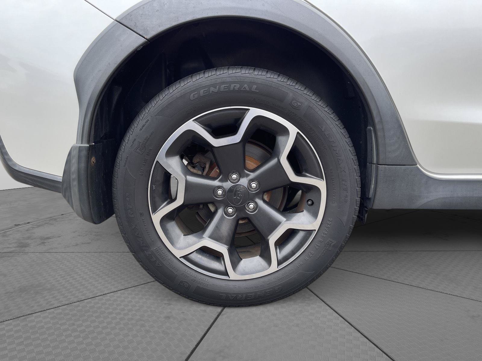 Used 2014 Subaru Crosstrek 2.0i Limited AWD/4WD image 17