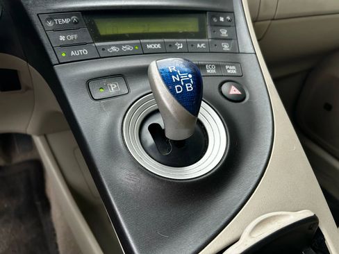 Used 2011 Toyota Prius Three image 15