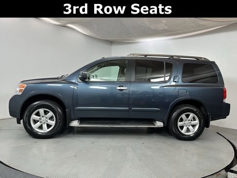 Used 2014 Nissan Armada SV image 4