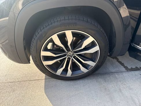 Used 2022 Volkswagen Atlas Cross Sport SEL Premium R-Line AWD/4WD image 29