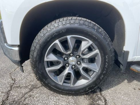 Used 2022 Chevrolet Silverado 1500 LT image 27