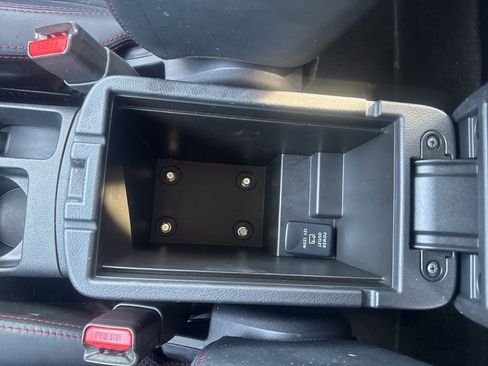 Used 2024 Mitsubishi Outlander Sport SE image 24