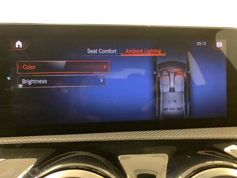 Used 2023 Mercedes-Benz CLA 250 4MATIC image 32