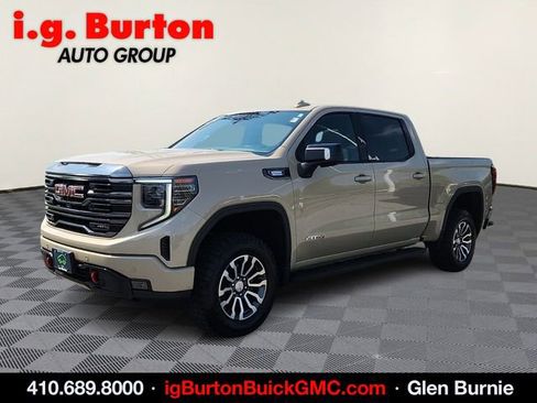 Certified 2023 GMC Sierra 1500 AT4 w/ AT4 Premium Package AWD/4WD image 3