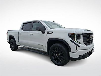 Used 2025 GMC Sierra 1500 Elevation