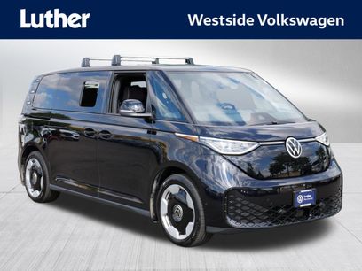 Certified 2025 Volkswagen ID. Buzz Pro S