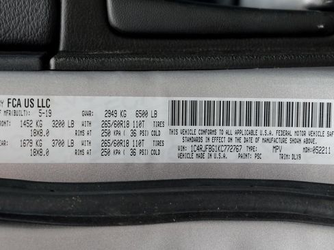 Used 2019 Jeep Grand Cherokee Limited w/ Luxury Group II AWD/4WD image 65