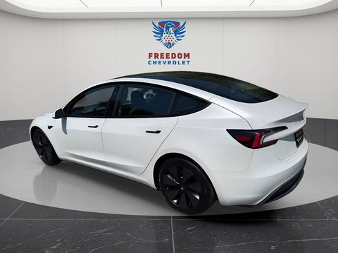 Used 2025 Tesla Model 3 Long Range AWD/4WD image 4