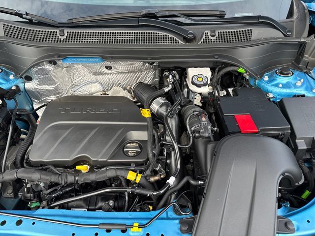 Used 2025 Chevrolet Trax LT w/ Driver Confidence Package FWD image 23