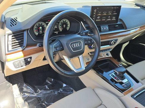 Used 2021 Audi Q5 Prestige AWD/4WD image 19